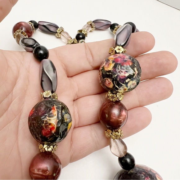 Vintage Black Purple Floral Glass Papier-mâché Beaded Funky Necklace Handmade - Picture 5 of 6